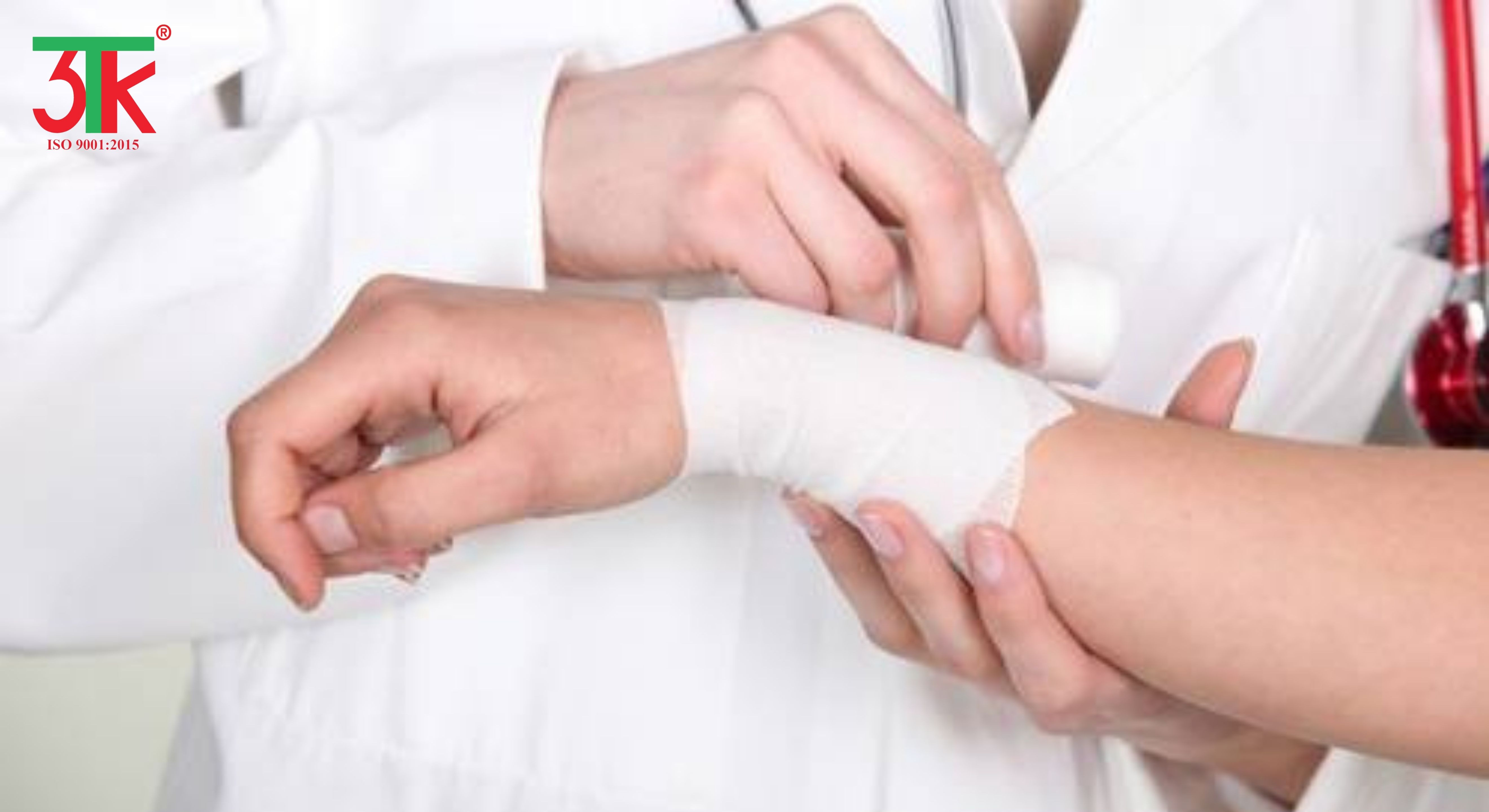 CÁC BƯỚC SƠ CỨU NẠN NHÂN KHI BỊ BỎNG HÓA CHẤT